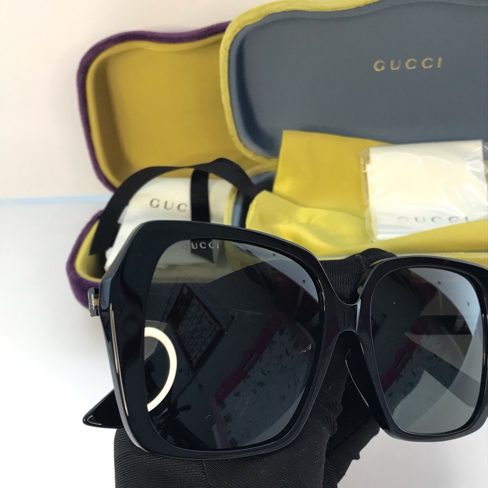 New Authentic Gucci Grey Square Ladies Sunglasses GG0533SA 001 56 - Picture 9 of 14